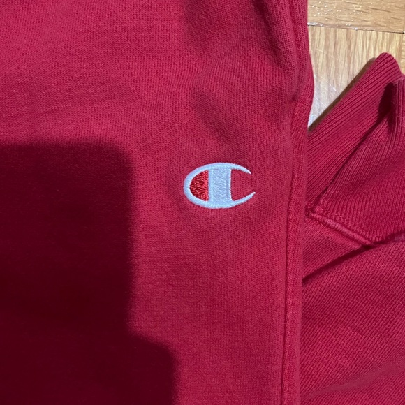 Men’s Champion joggers - Picture 2 of 3